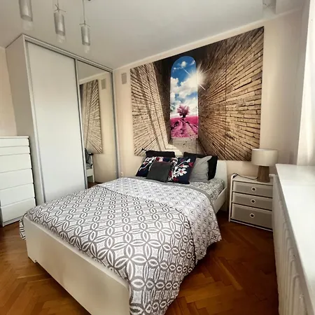 Corazziego Plac Bankowy * Varšava