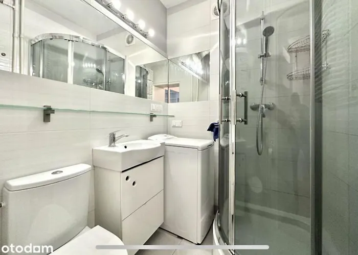 Corazziego Plac Bankowy * وارسو