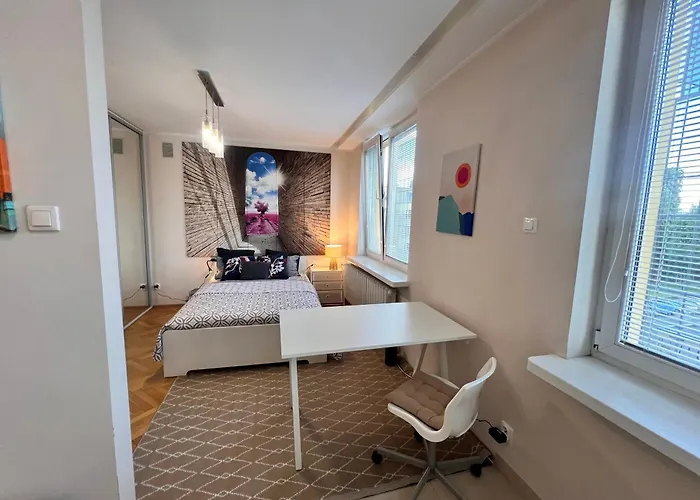 Corazziego Plac Bankowy * وارسو