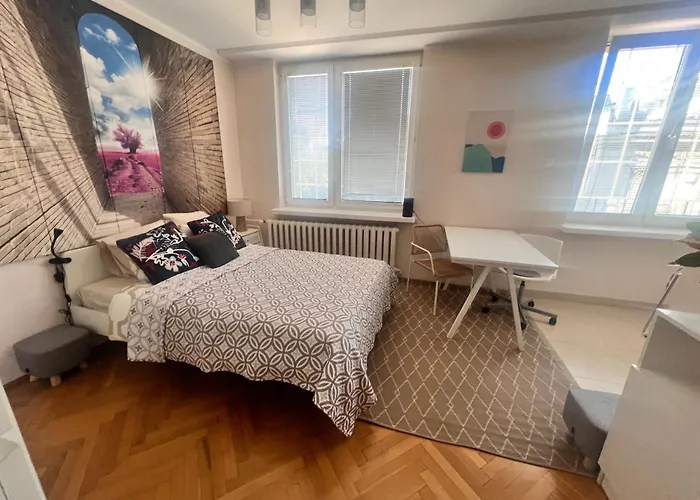 Corazziego Plac Bankowy شقة *