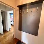 Corazziego Plac Bankowy 公寓